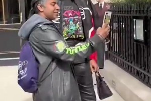 魔术师儿子EJ酱与粉丝合影，这天赋不打球是不是可惜了？